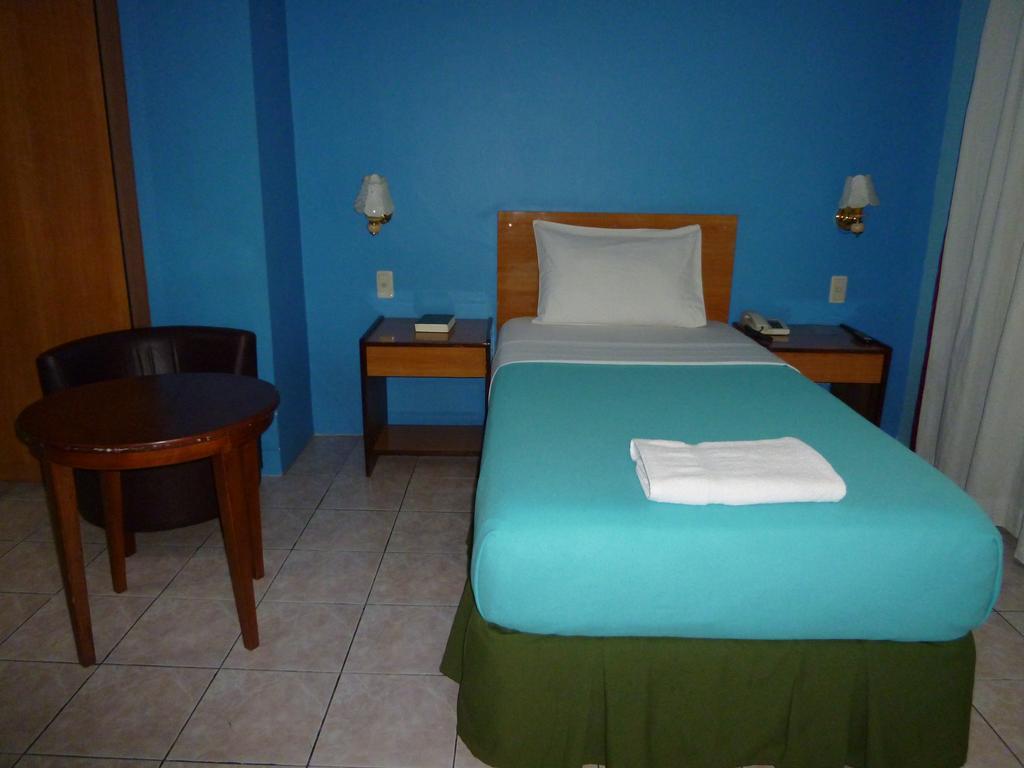 Sequoia Inn Davao City الغرفة الصورة